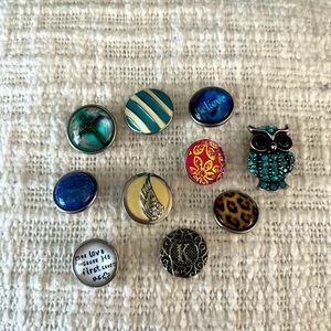 Set of snaps for snap jewelry